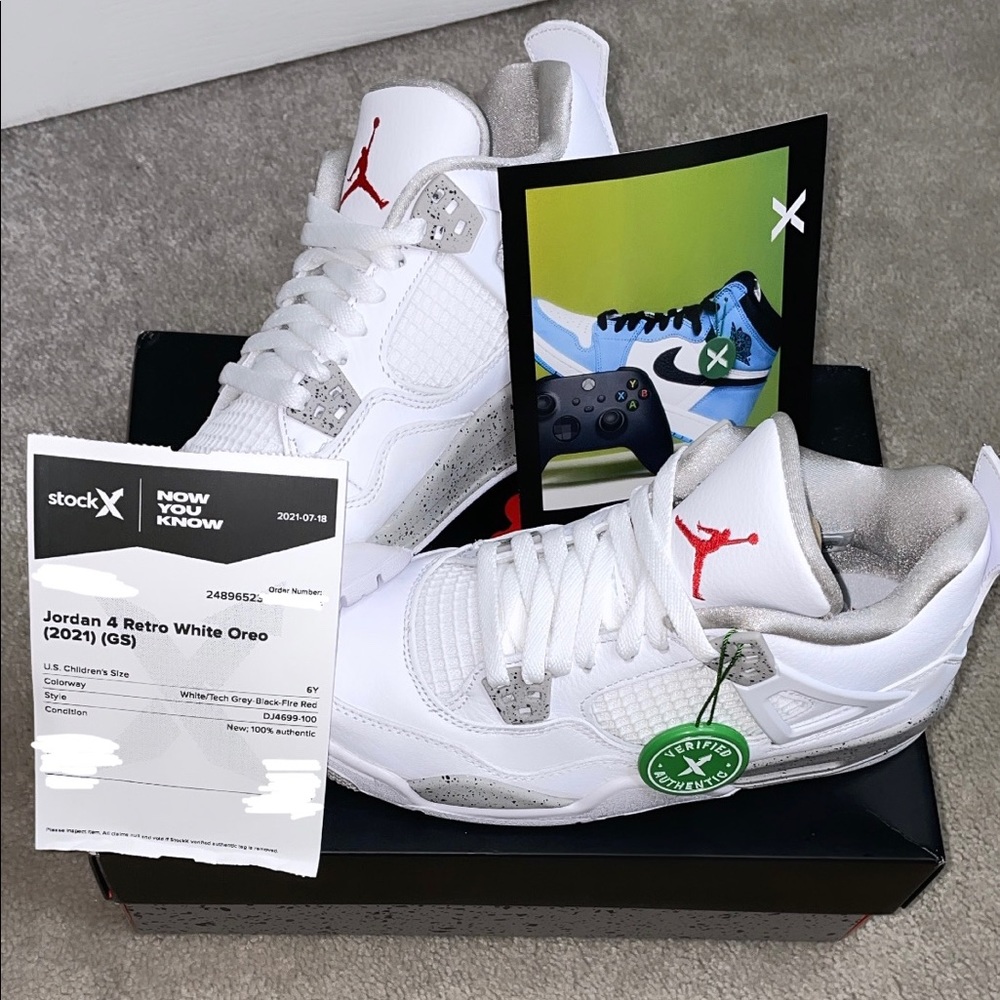 Jordan 4 Retro White Oreo (2021)